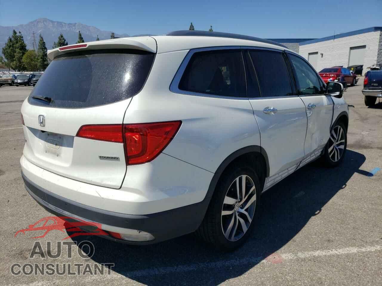HONDA PILOT 2017 - 5FNYF5H97HB009910
