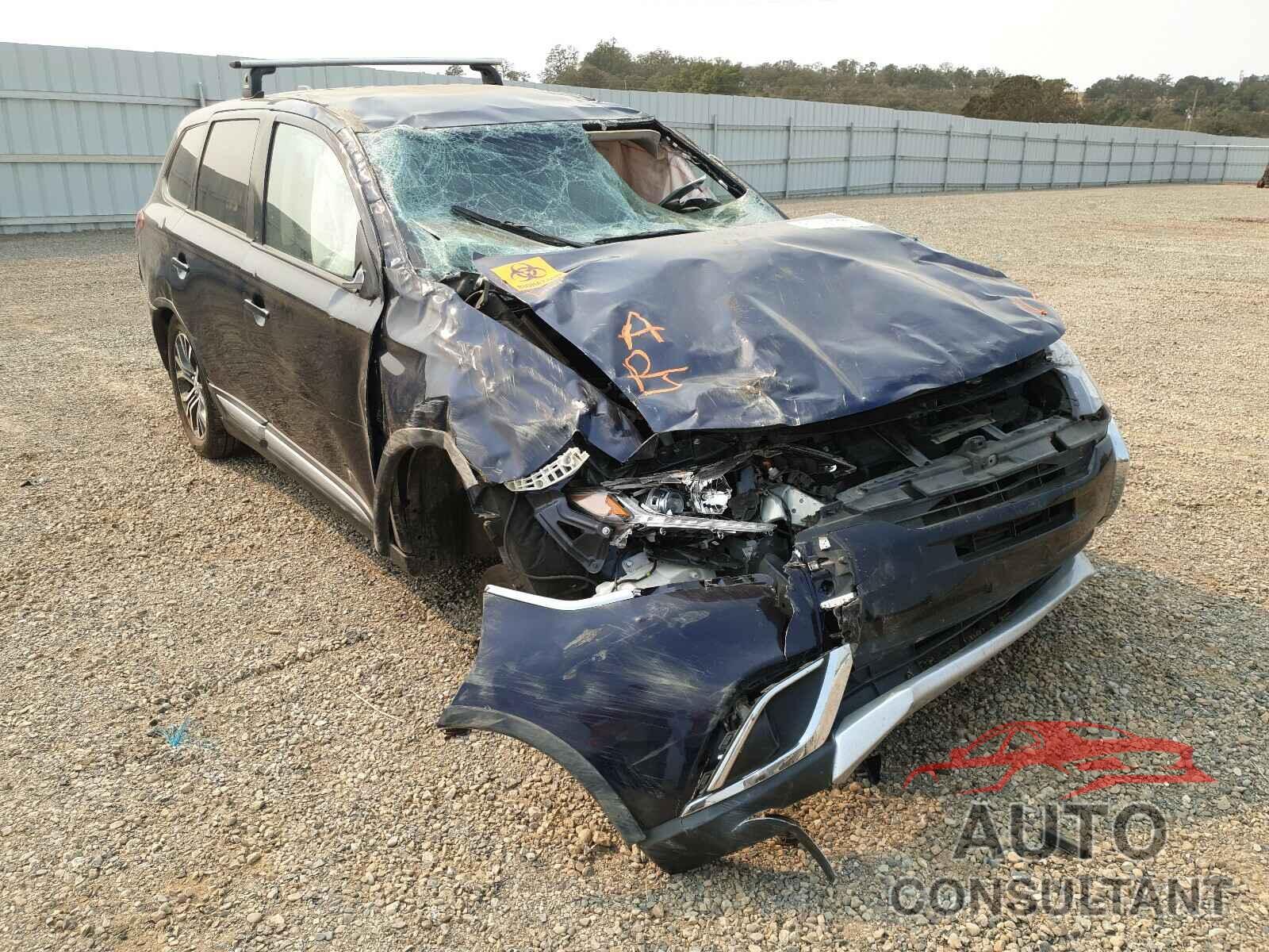MITSUBISHI OUTLANDER 2018 - JA4AD3A31JZ051825