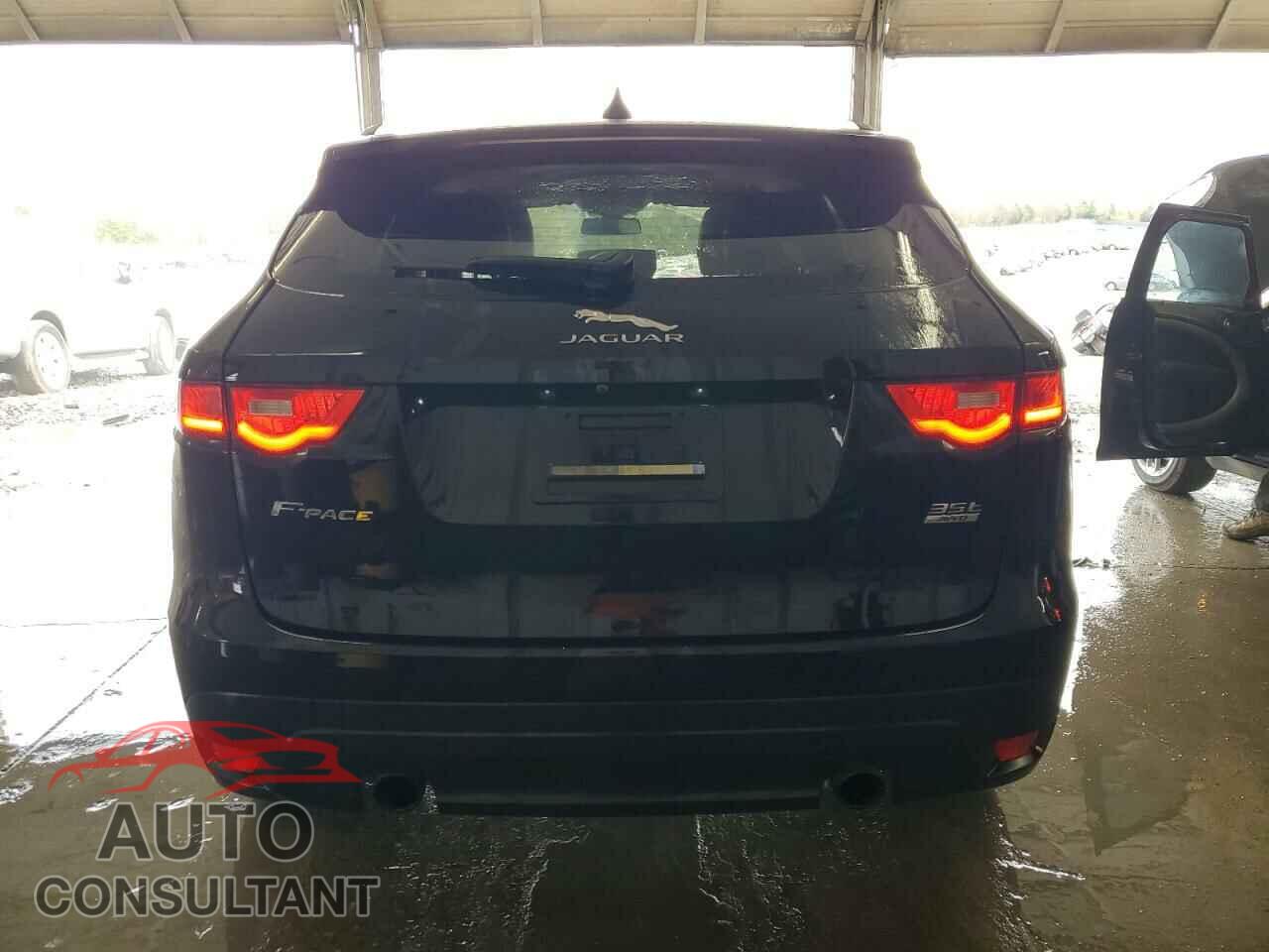 JAGUAR F-PACE 2017 - SADCK2BV7HA897310