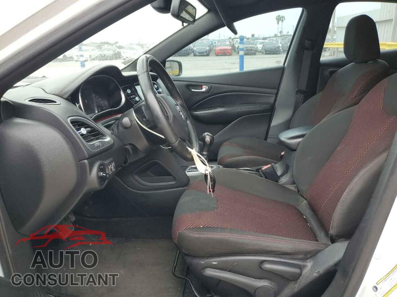 DODGE DART 2016 - 1C3CDFBB5GD625228