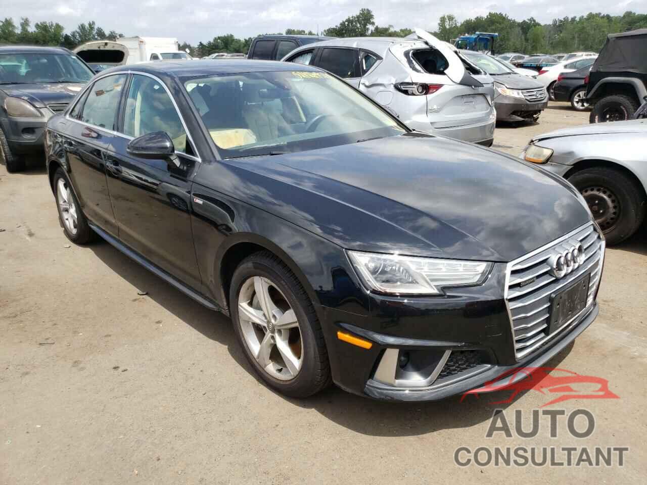 AUDI A4 2019 - WAUDNAF44KN018782