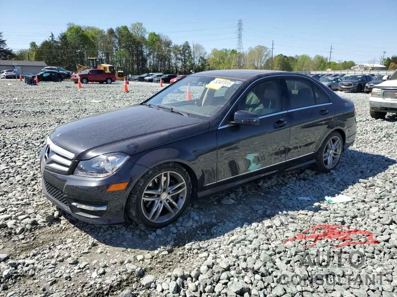 MERCEDES-BENZ C-CLASS 2013 - WDDGF8AB3DR246513