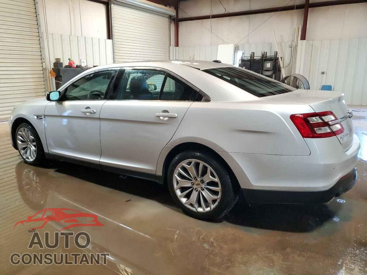 FORD TAURUS 2017 - 1FAHP2F8XHG108500
