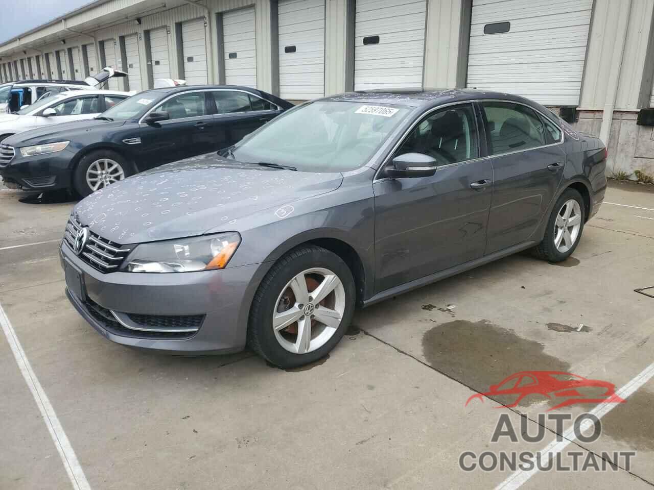 VOLKSWAGEN PASSAT 2013 - 1VWBN7A33DC105810