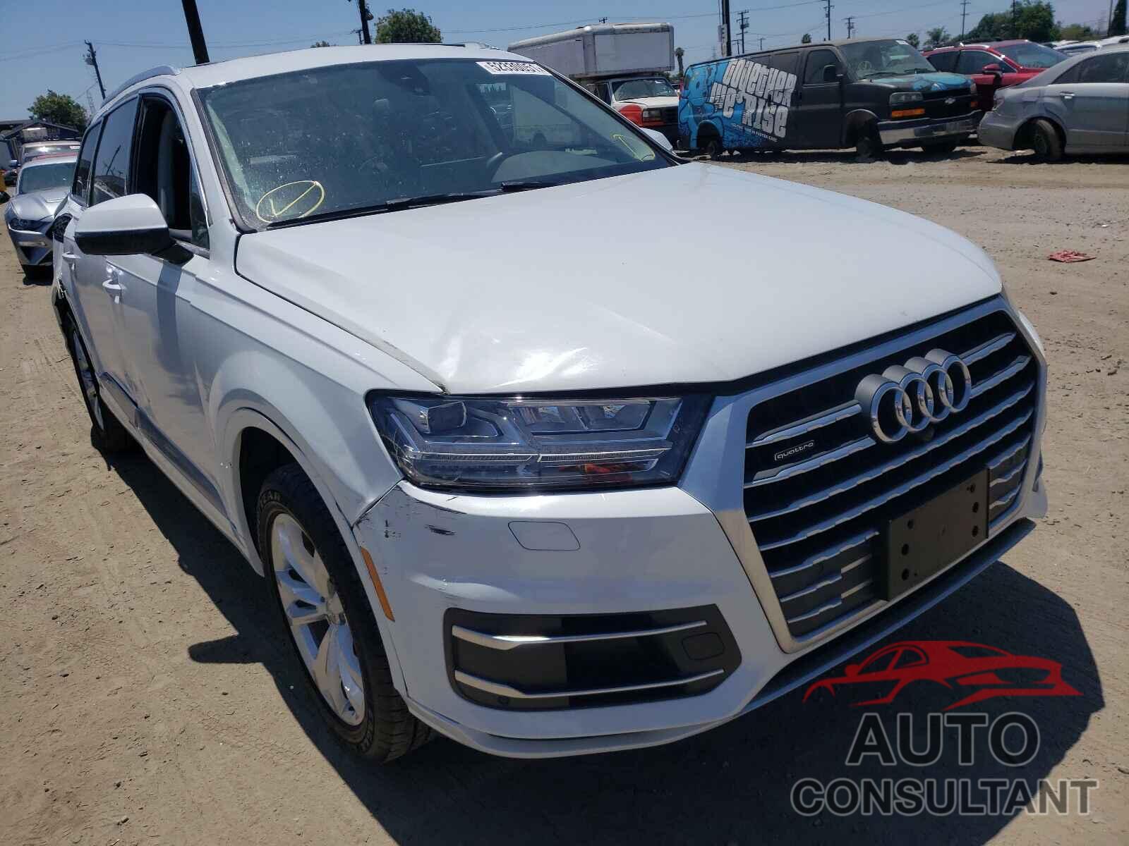 AUDI Q7 2019 - WA1LHAF75KD036949