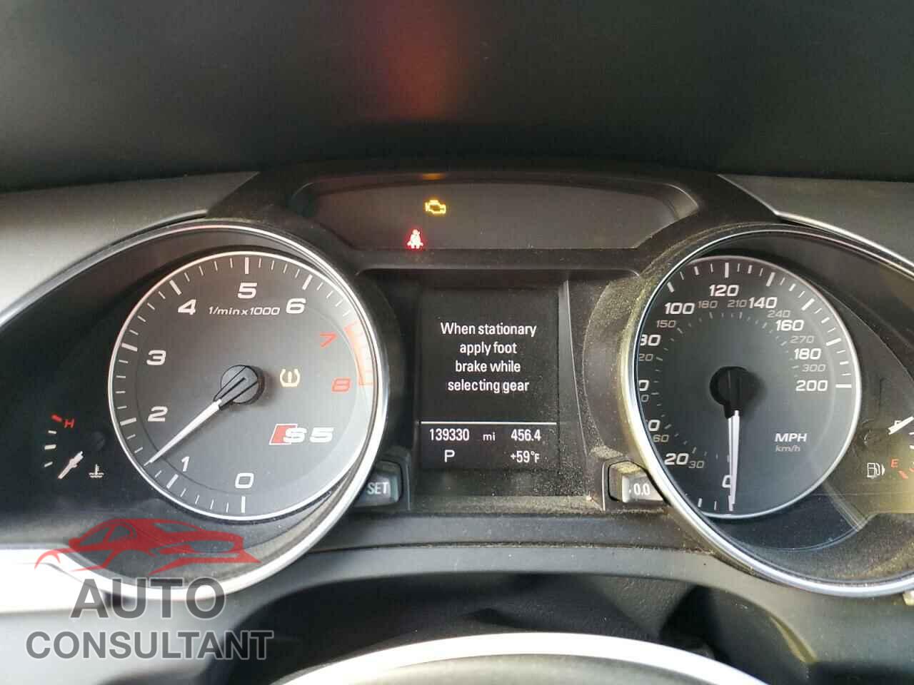 AUDI S5/RS5 2012 - WAUCVAFR2CA017629