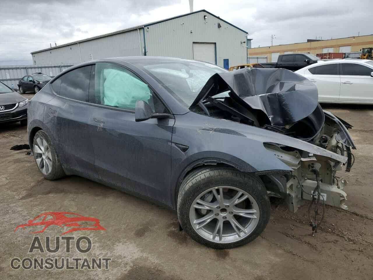 TESLA MODEL Y 2023 - LRWYGDFD5PC164043