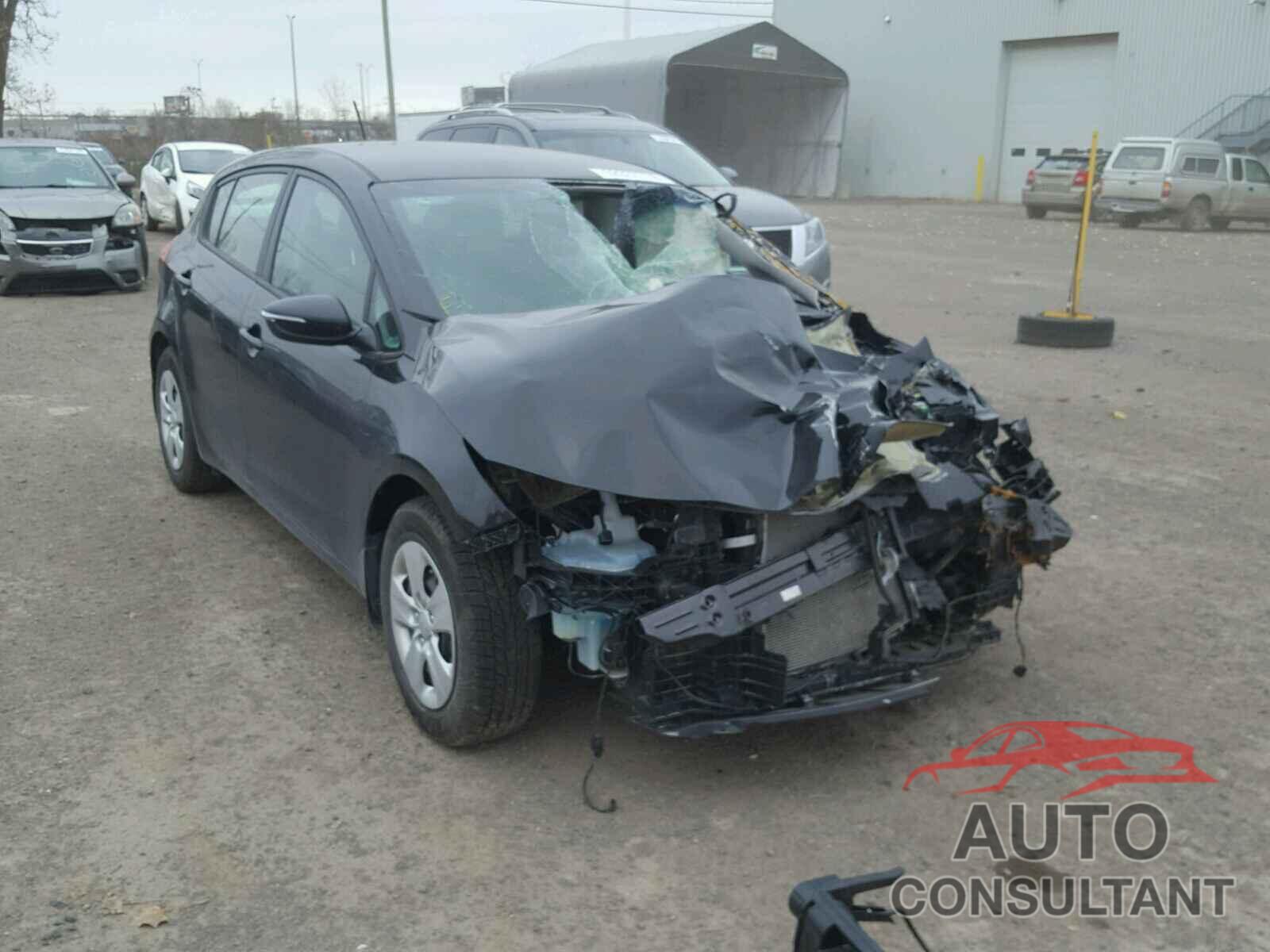 KIA FORTE 2017 - KNAFK5A85H5733422