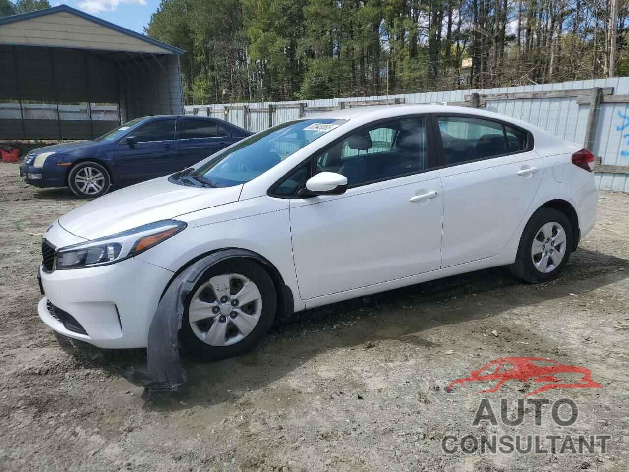 KIA FORTE 2018 - 3KPFL4A75JE205990