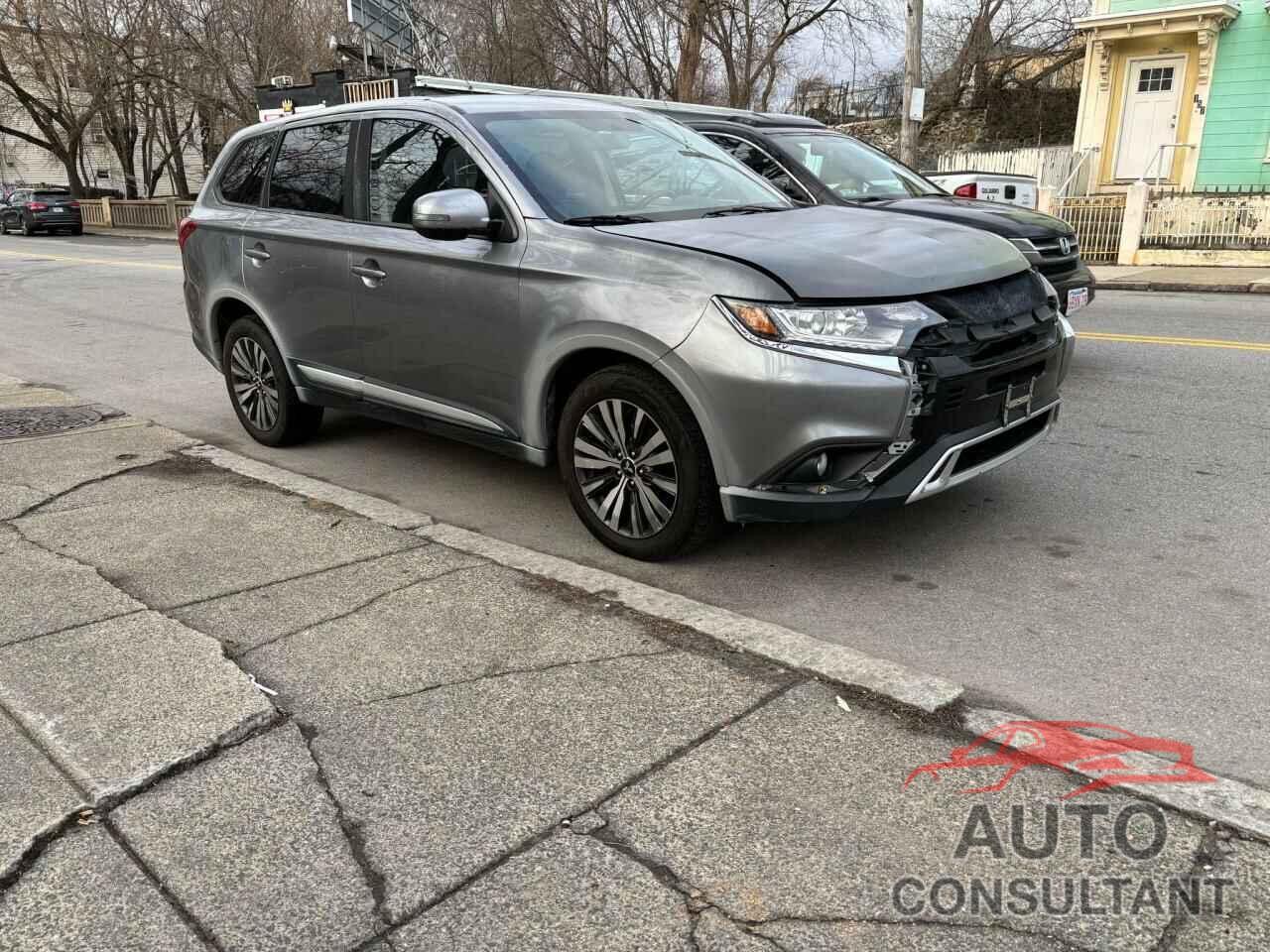 MITSUBISHI OUTLANDER 2019 - JA4AZ3A35KZ044833