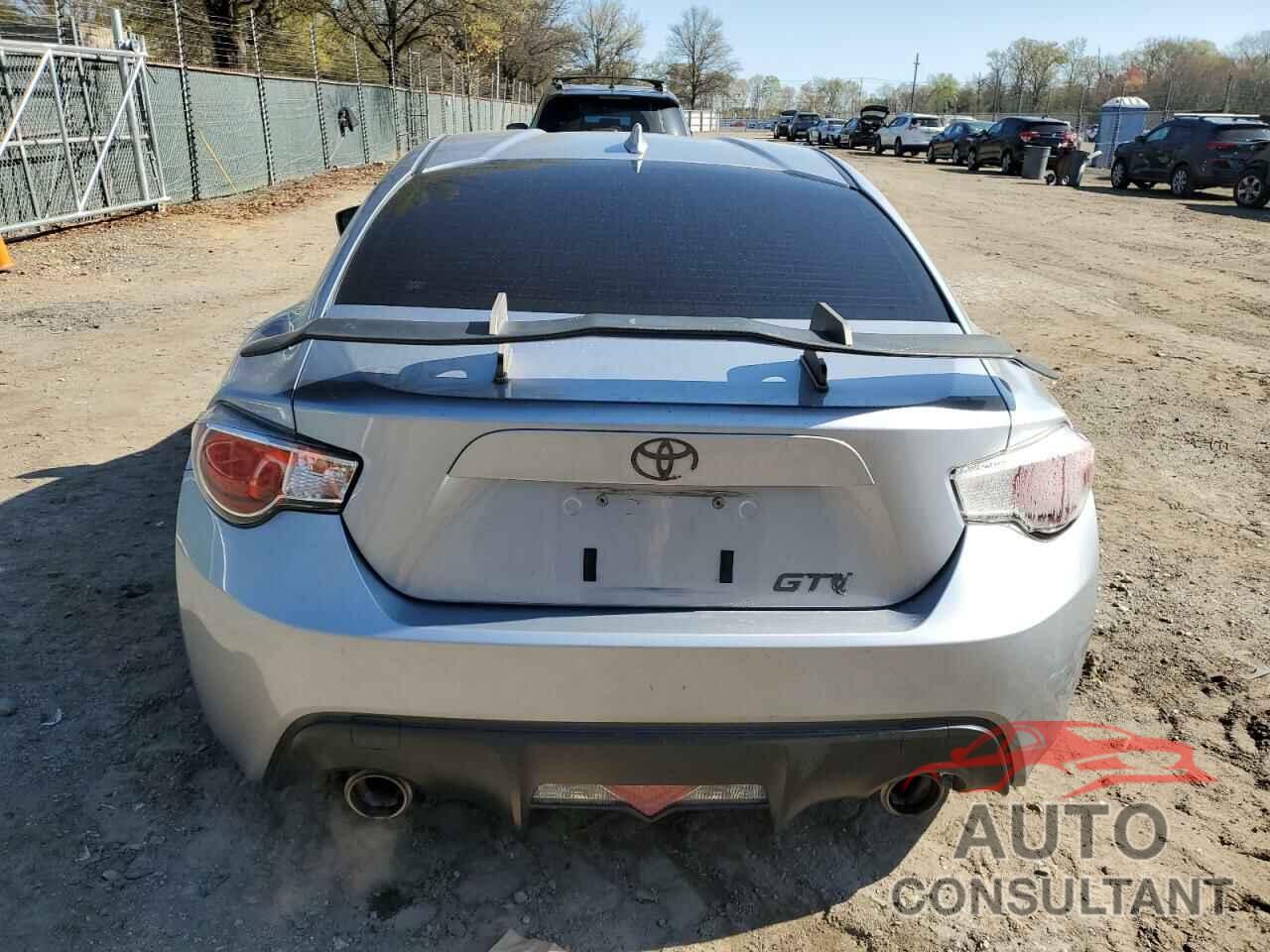 TOYOTA SCION 2015 - JF1ZNAA12F9710095