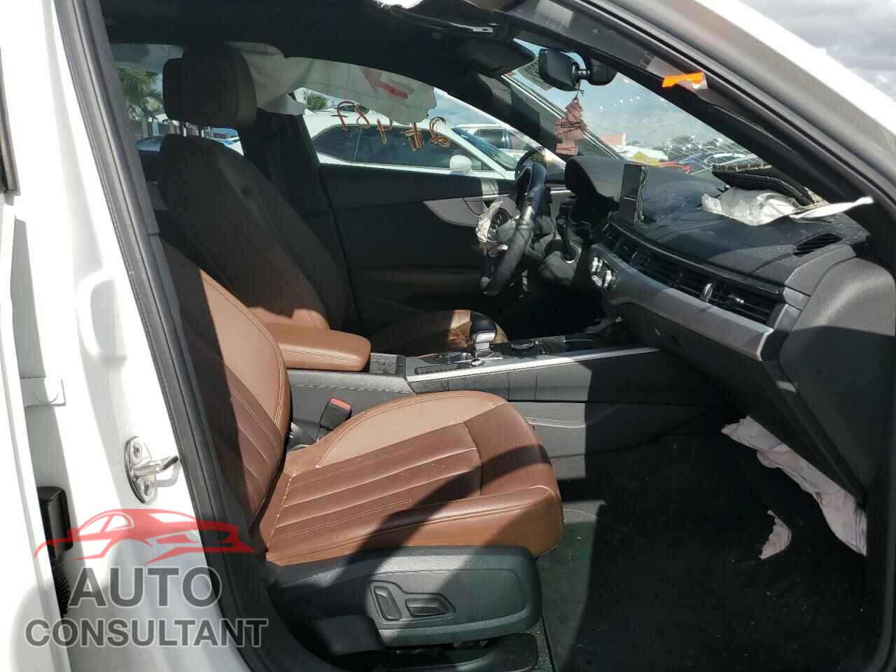 AUDI A4 2018 - WAUKMAF47JN010622