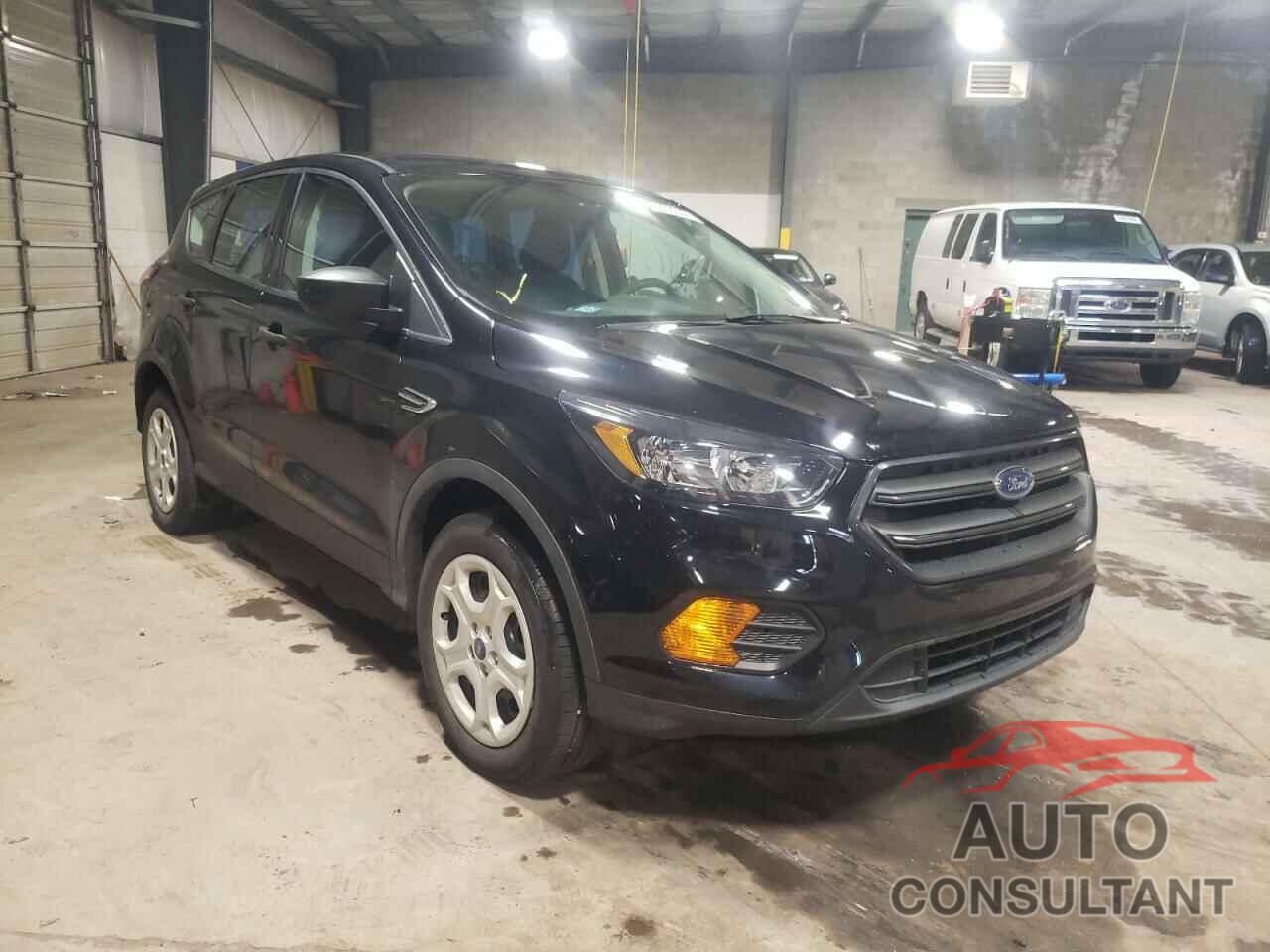 FORD ESCAPE 2018 - 1FMCU0F70JUC77582