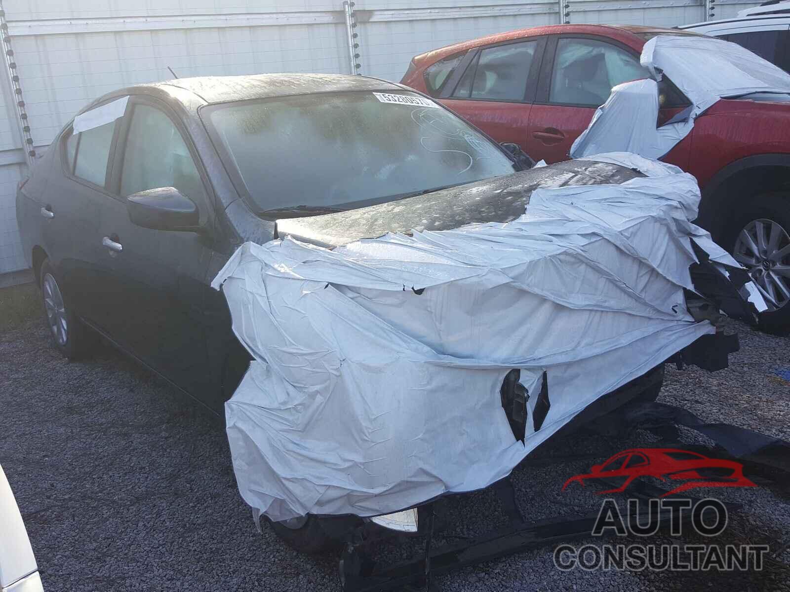 NISSAN VERSA 2017 - 3N1CN7AP8HL858305