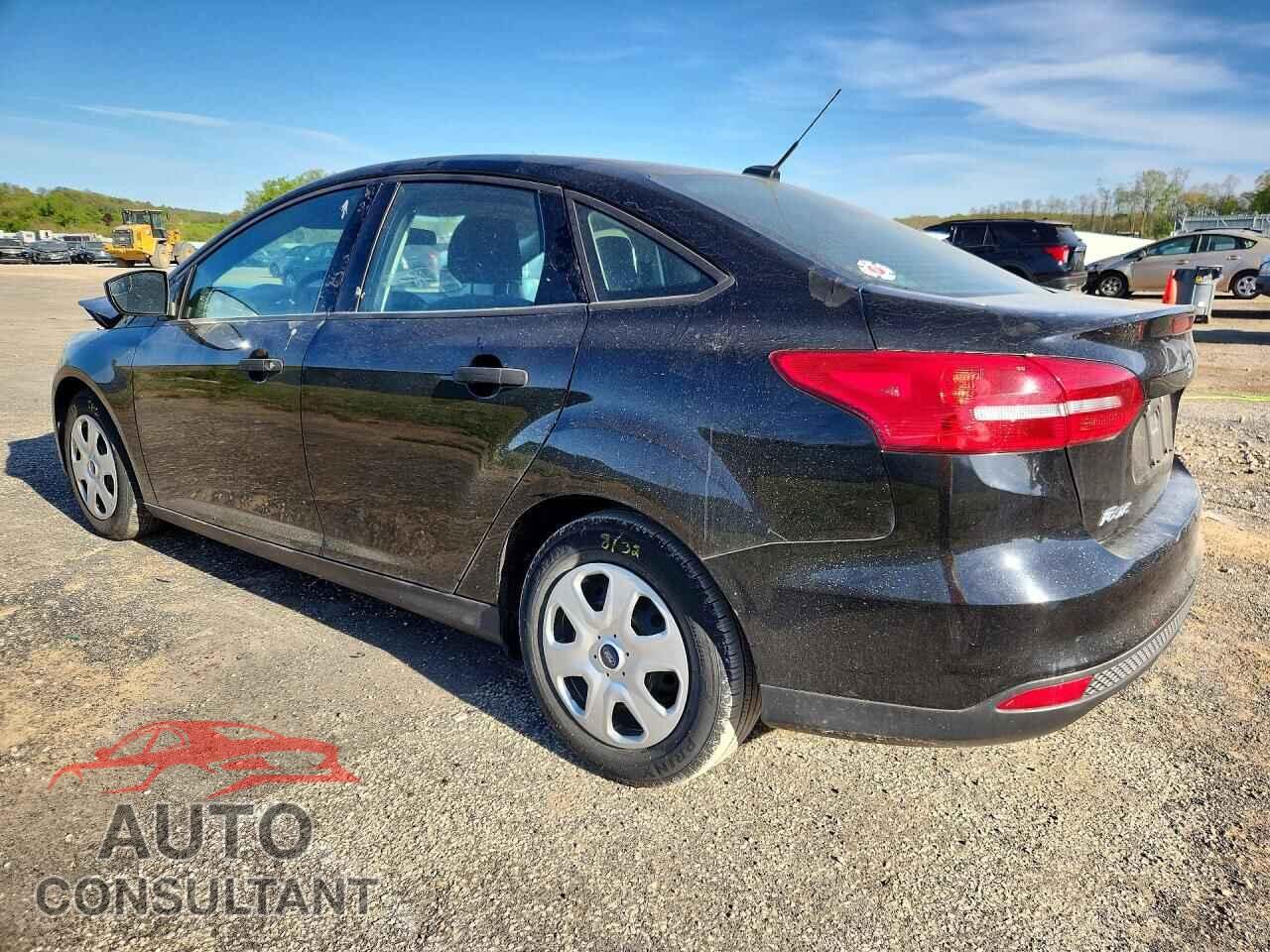 FORD FOCUS 2017 - 1FADP3E28HL239093