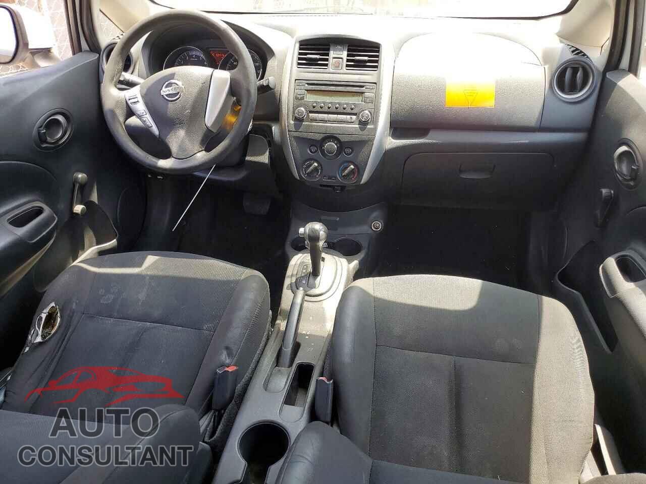 NISSAN VERSA 2017 - 3N1CE2CP9HL372442