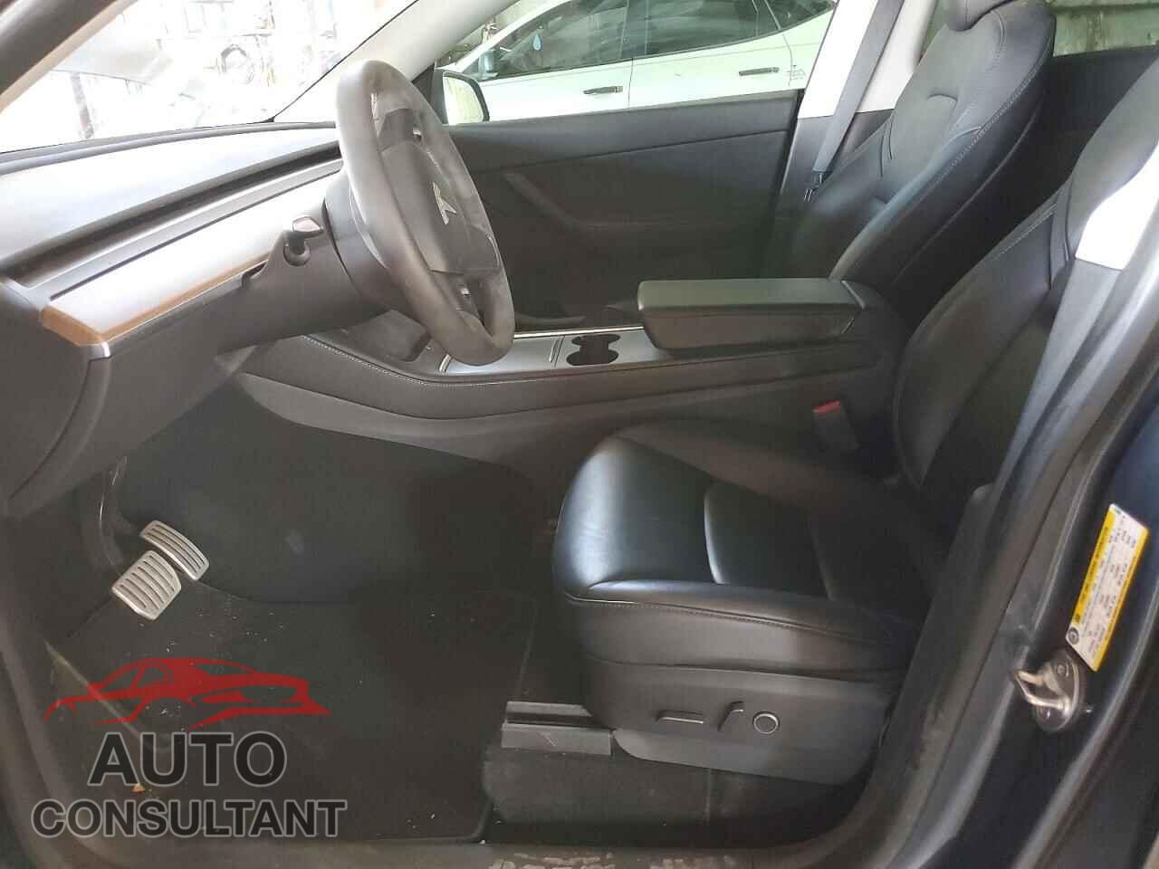 TESLA MODEL Y 2022 - 7SAYGDEF2NF410989