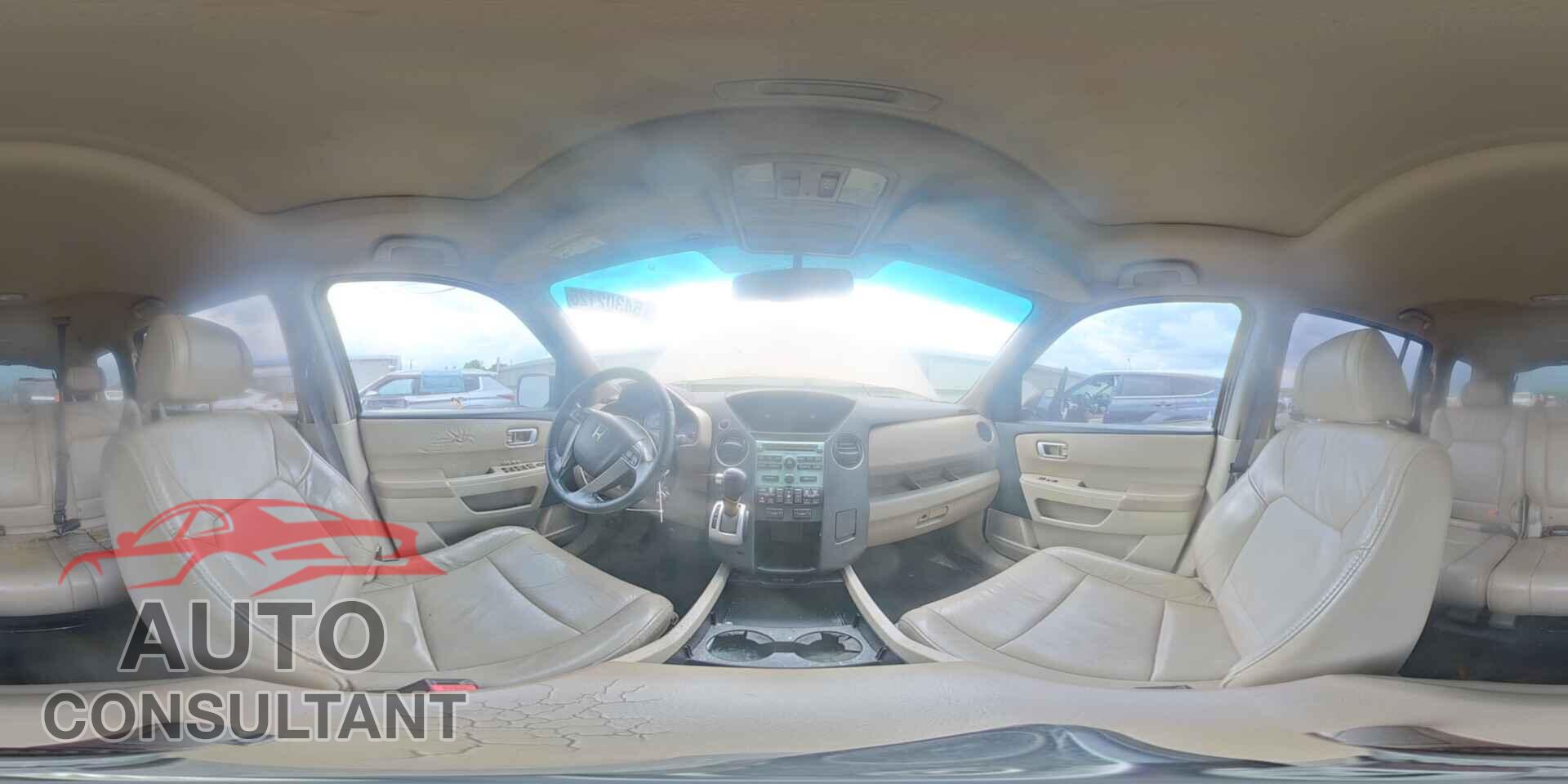 HONDA PILOT 2011 - 5FNYF3H56BB045595