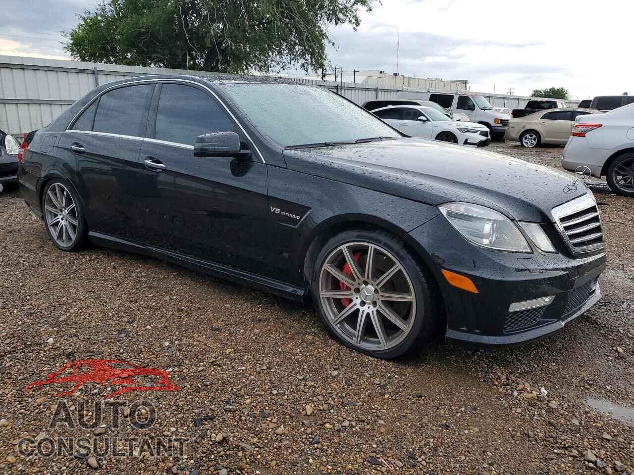 MERCEDES-BENZ E-CLASS 2012 - WDDHF7EB2CA597368