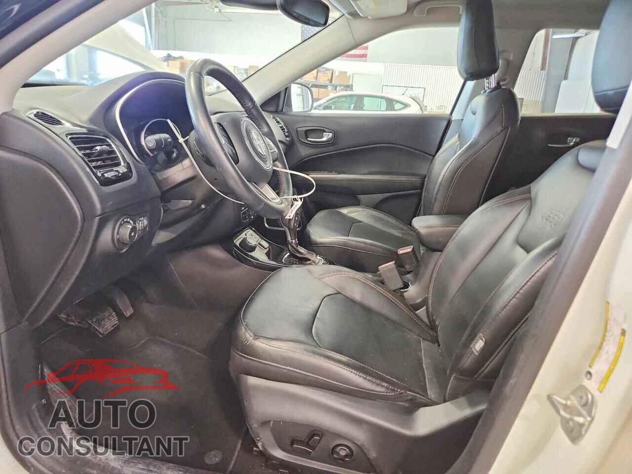JEEP COMPASS 2019 - 3C4NJDCB2KT653894