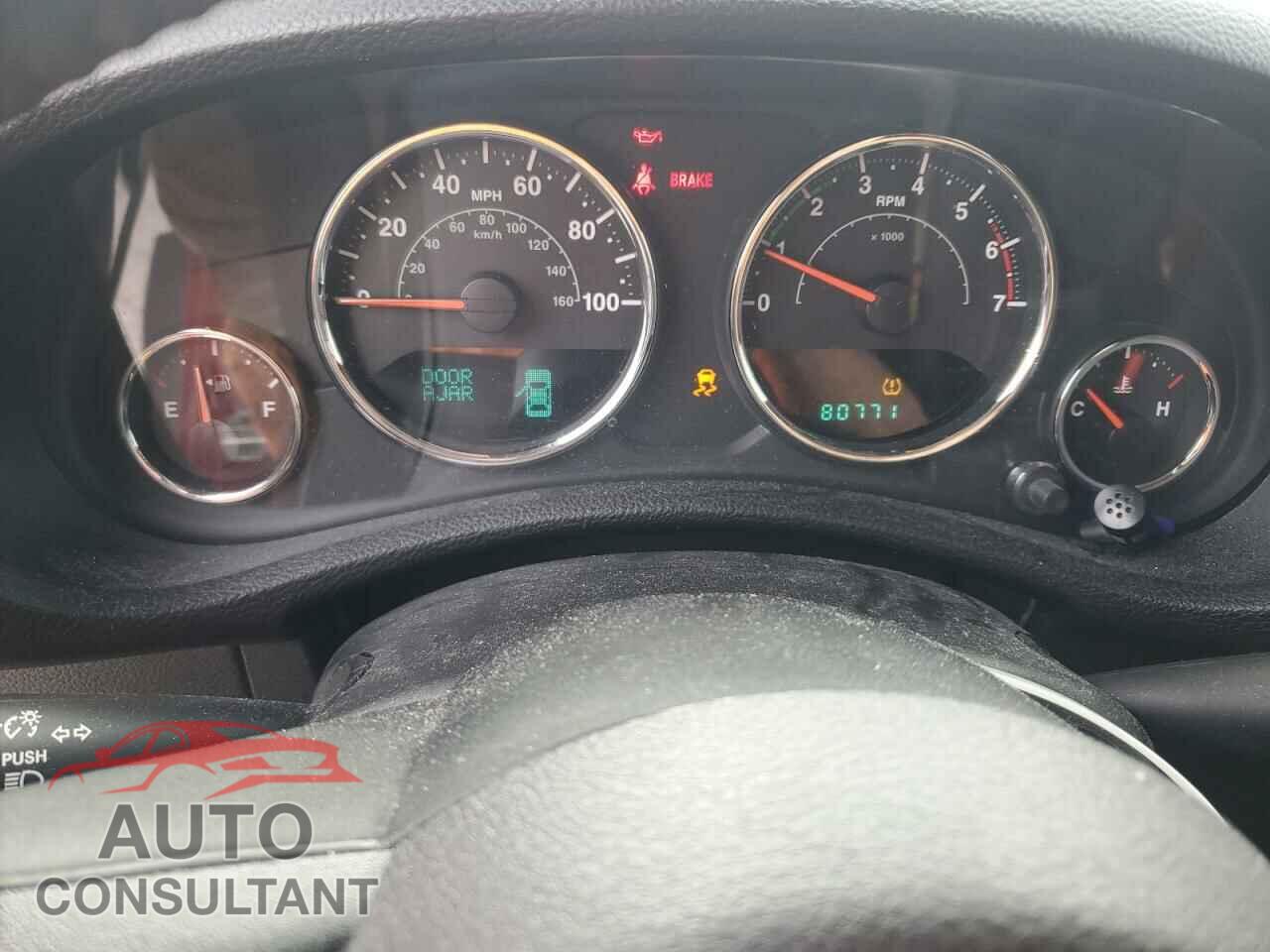 JEEP WRANGLER 2011 - 1J4AA2D16BL528721