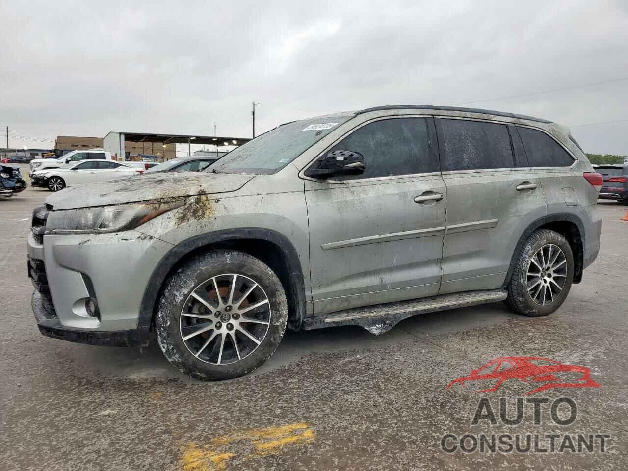 TOYOTA HIGHLANDER 2017 - 5TDKZRFH9HS191474