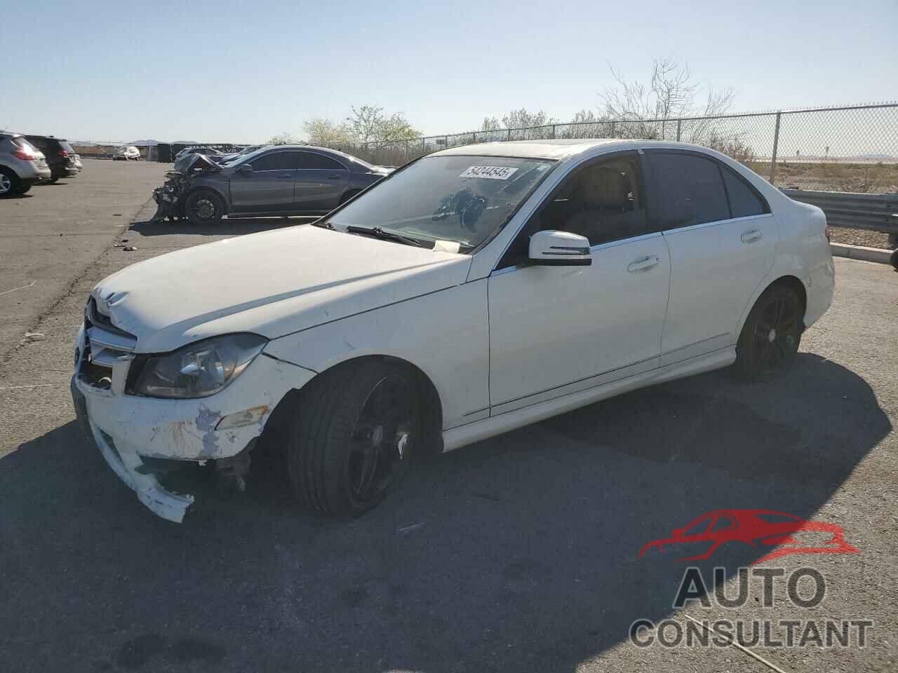 MERCEDES-BENZ C-CLASS 2012 - WDDGF8BB6CR199572