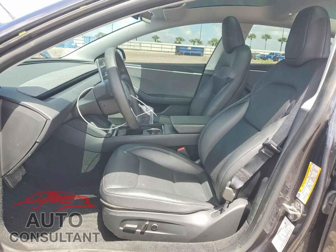 TESLA MODEL 3 2024 - 5YJ3E1EA7RF765601