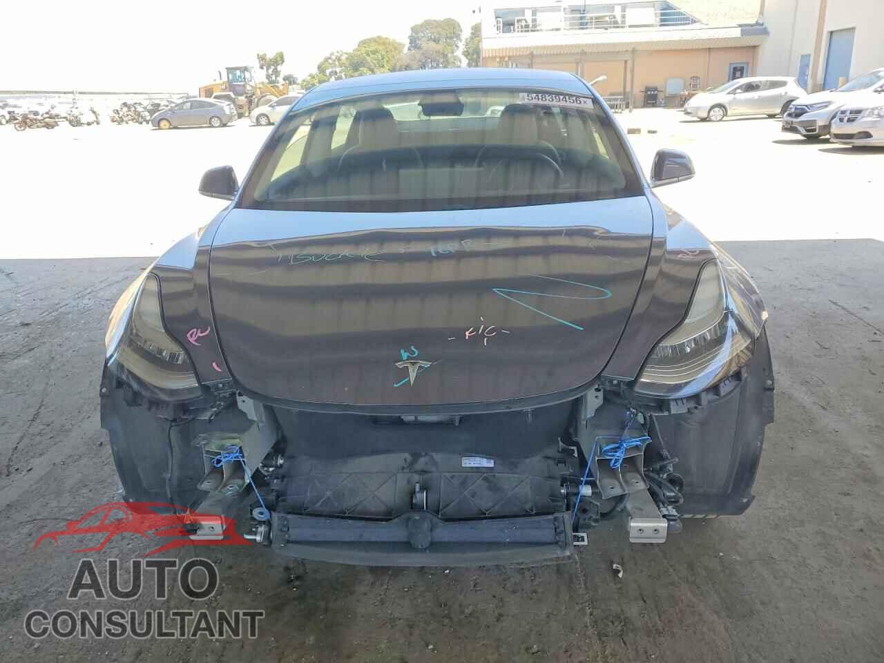 TESLA MODEL 3 2020 - 5YJ3E1EA6LF644002