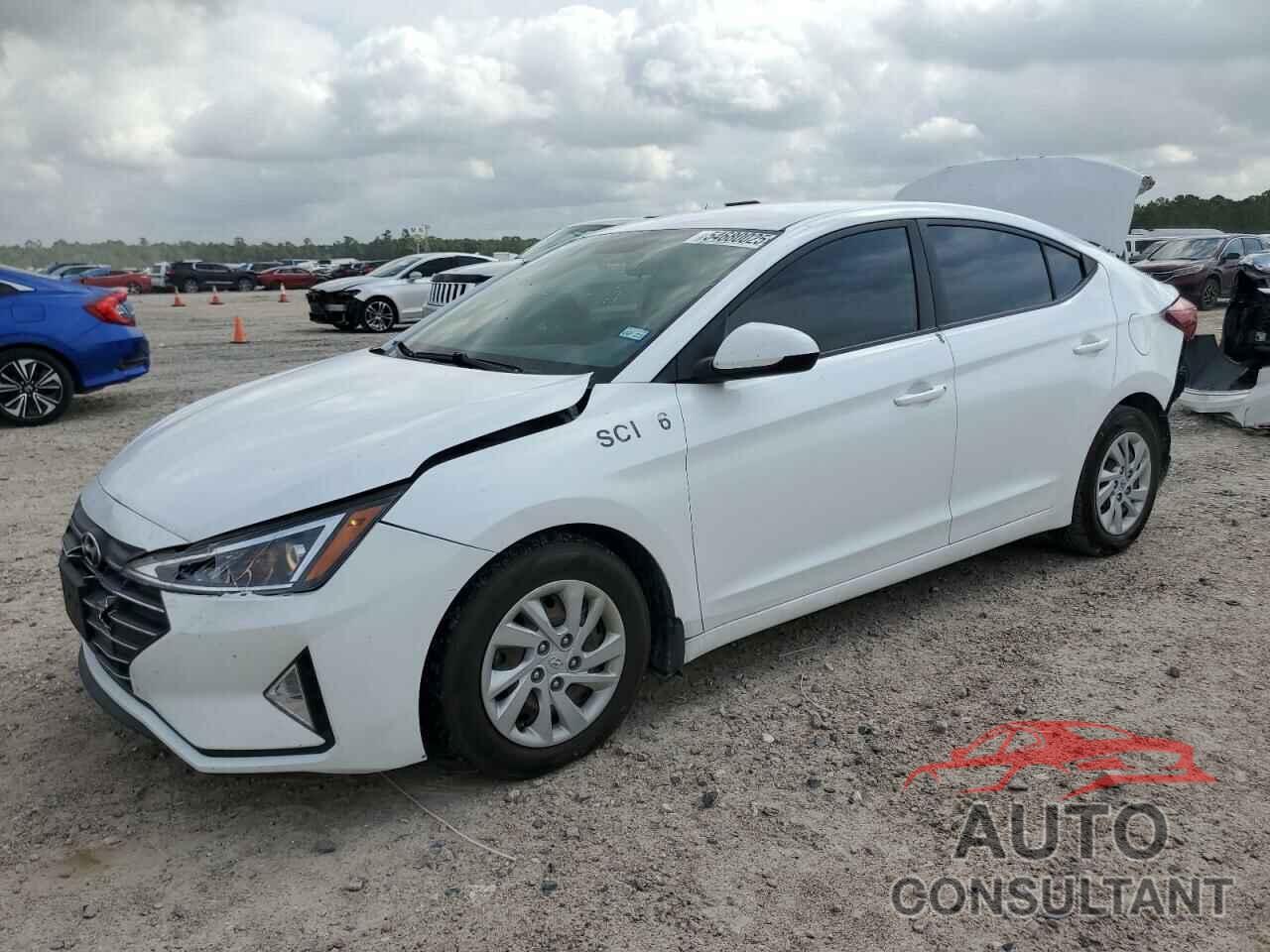 HYUNDAI ELANTRA 2019 - 5NPD74LF8KH448304