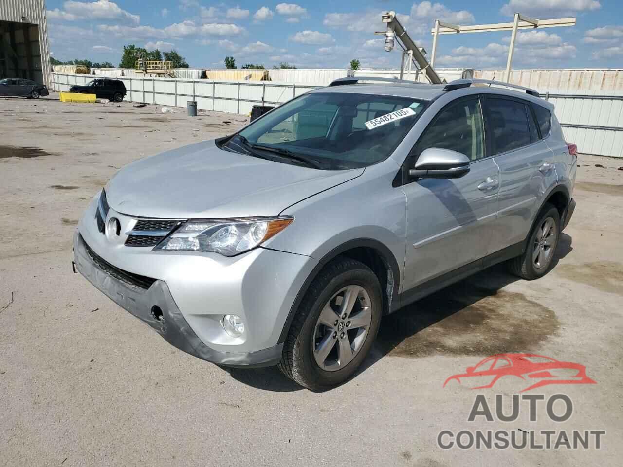 TOYOTA RAV4 2015 - JTMRFREVXFJ033900