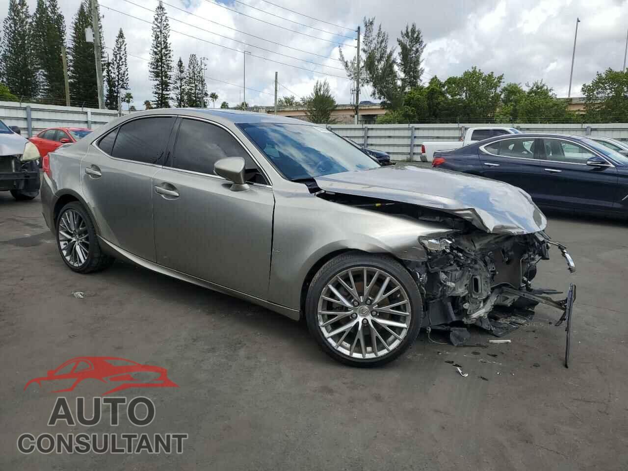 LEXUS IS 2015 - JTHBF1D22F5064544