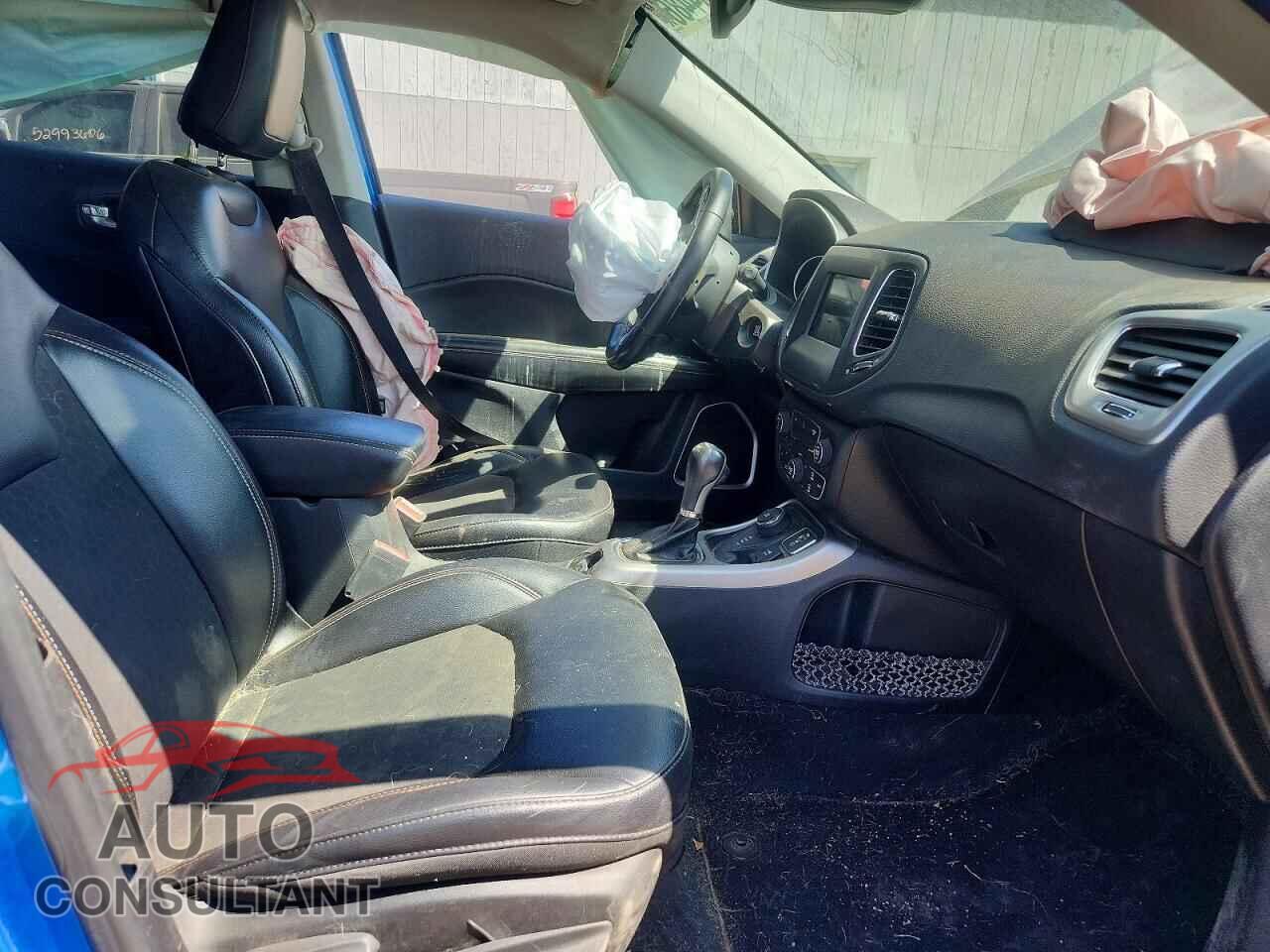 JEEP COMPASS 2017 - 3C4NJDBB5HT688746