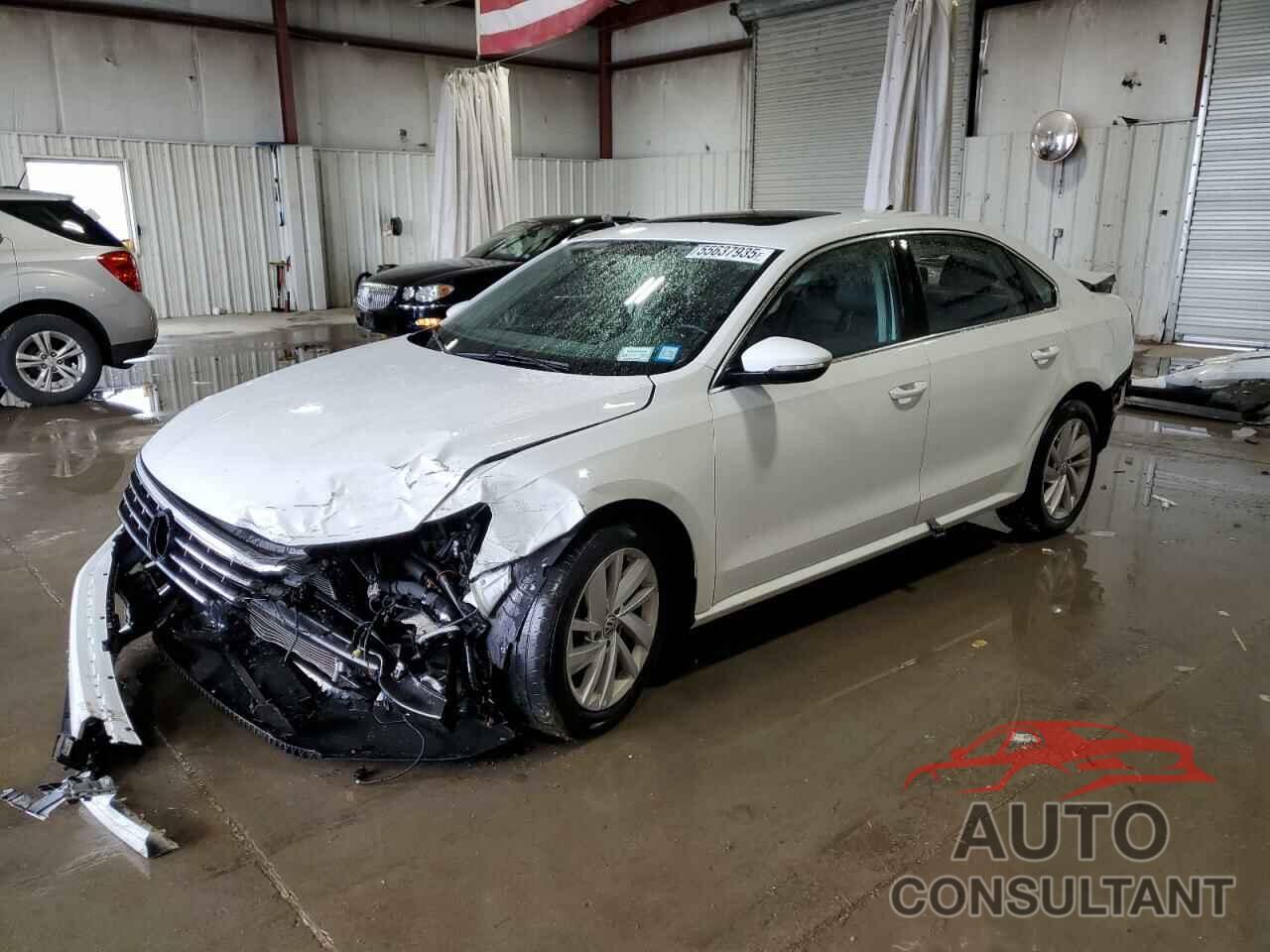 VOLKSWAGEN PASSAT 2018 - 1VWBA7A31JC037496
