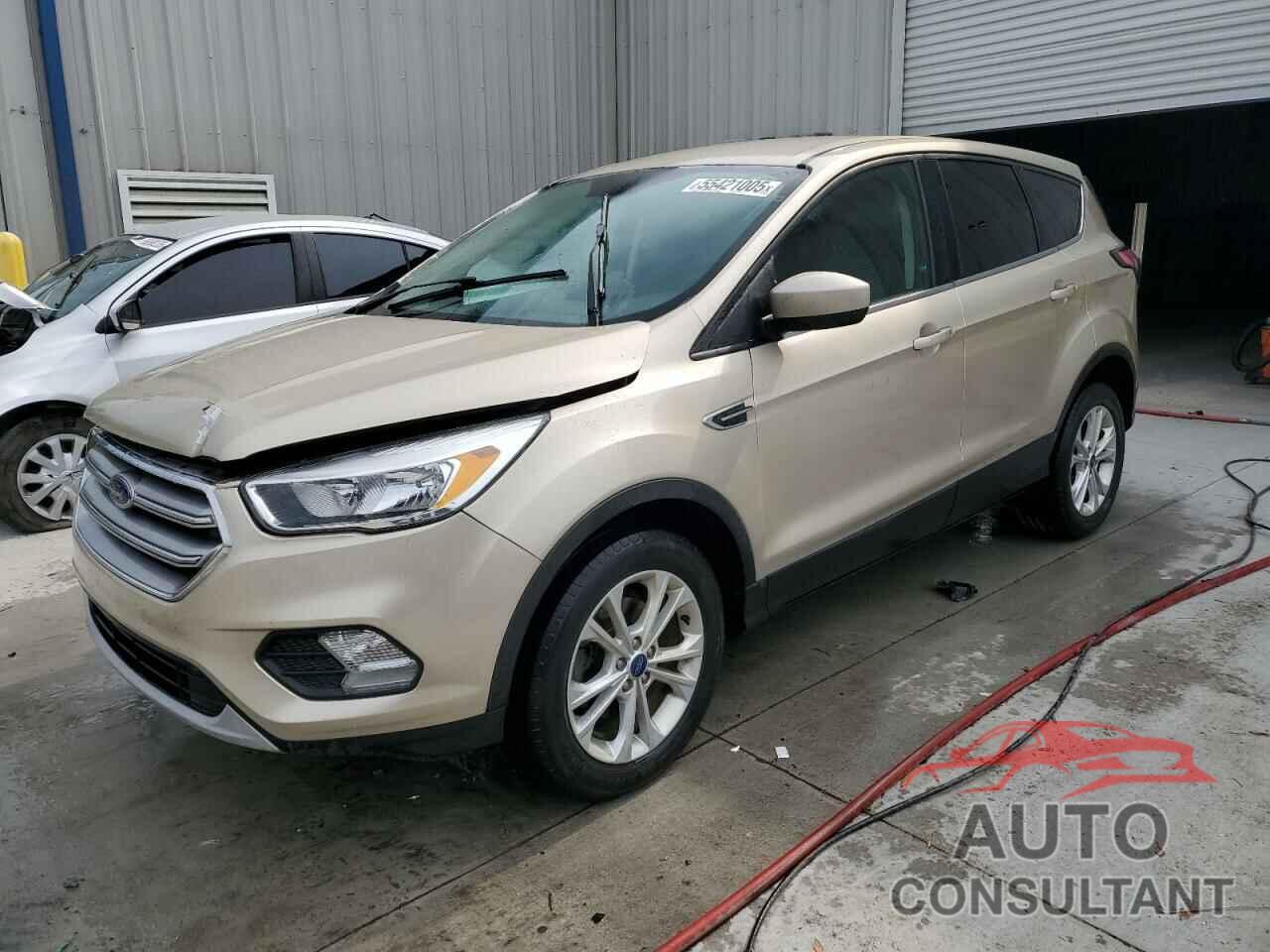 FORD ESCAPE 2017 - 1FMCU0GDXHUE24683
