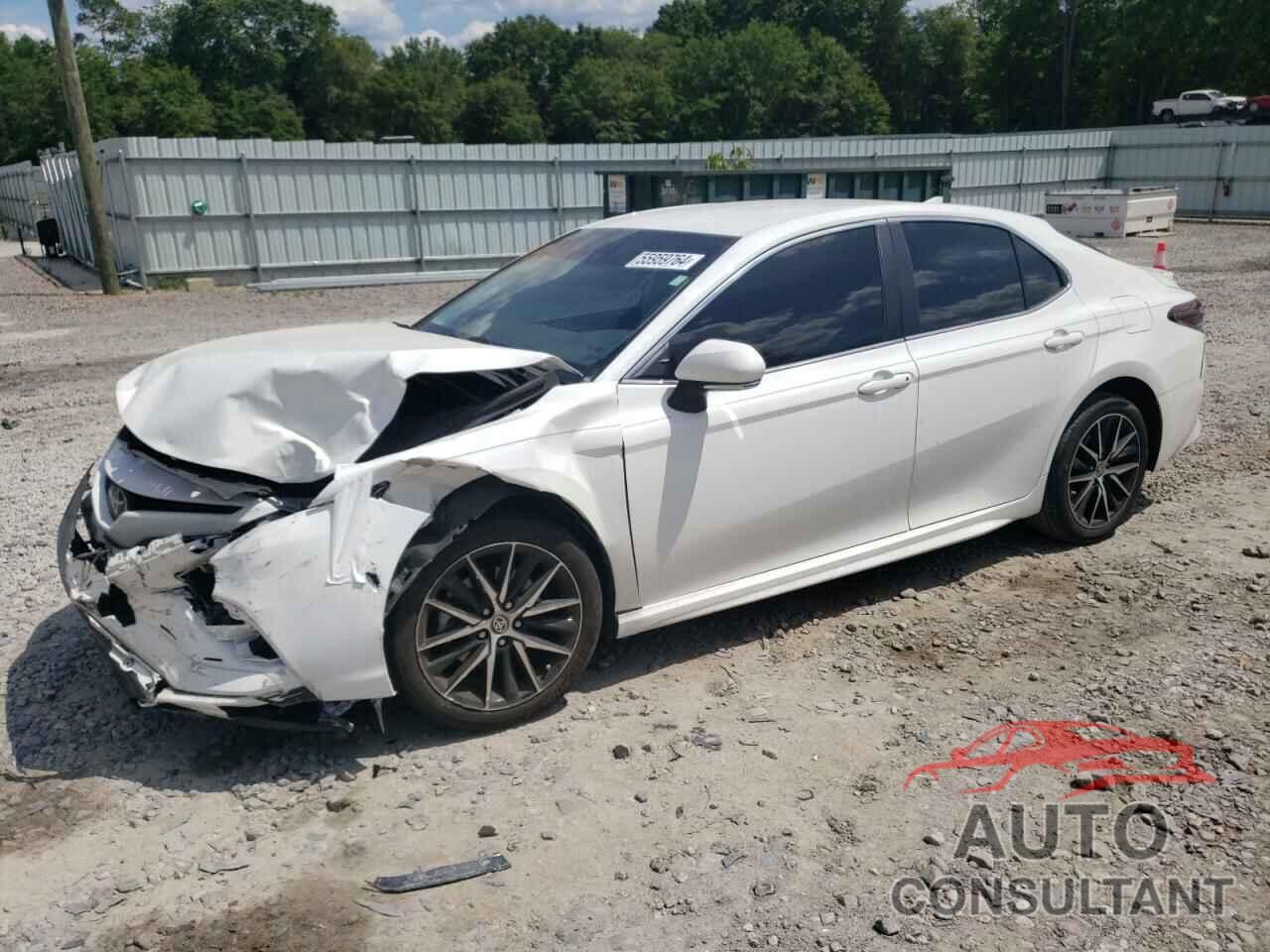 TOYOTA CAMRY 2022 - 4T1G11AK9NU036802