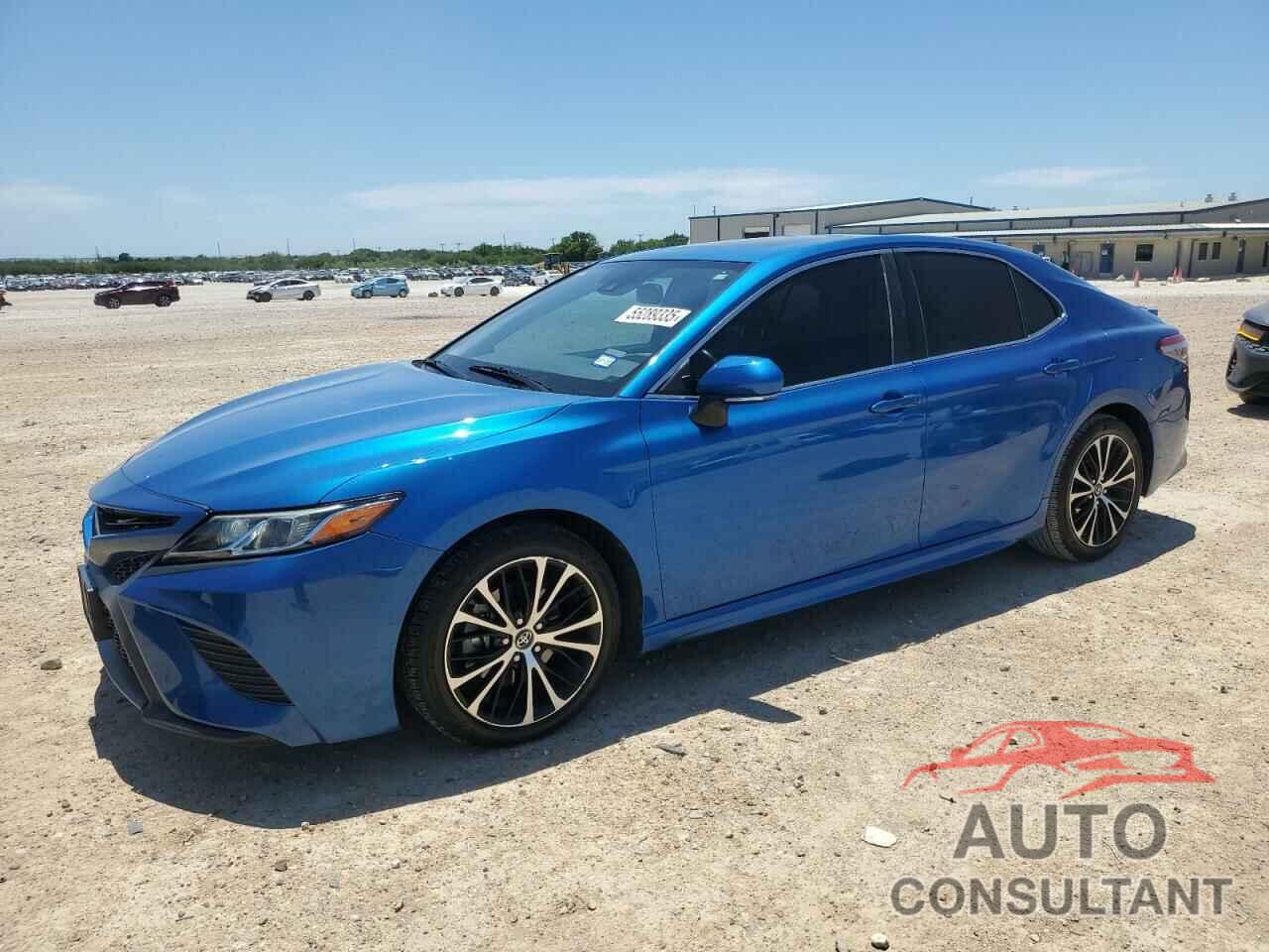 TOYOTA CAMRY 2018 - 4T1B11HK2JU068405