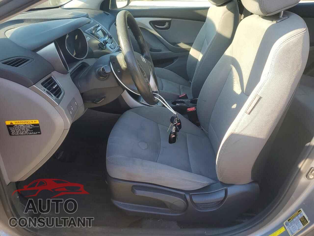 HYUNDAI ELANTRA 2013 - KMHDH4AE2DU754619