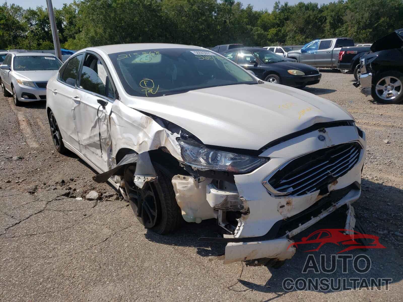 FORD FUSION 2019 - 3FA6P0HD1KR215568