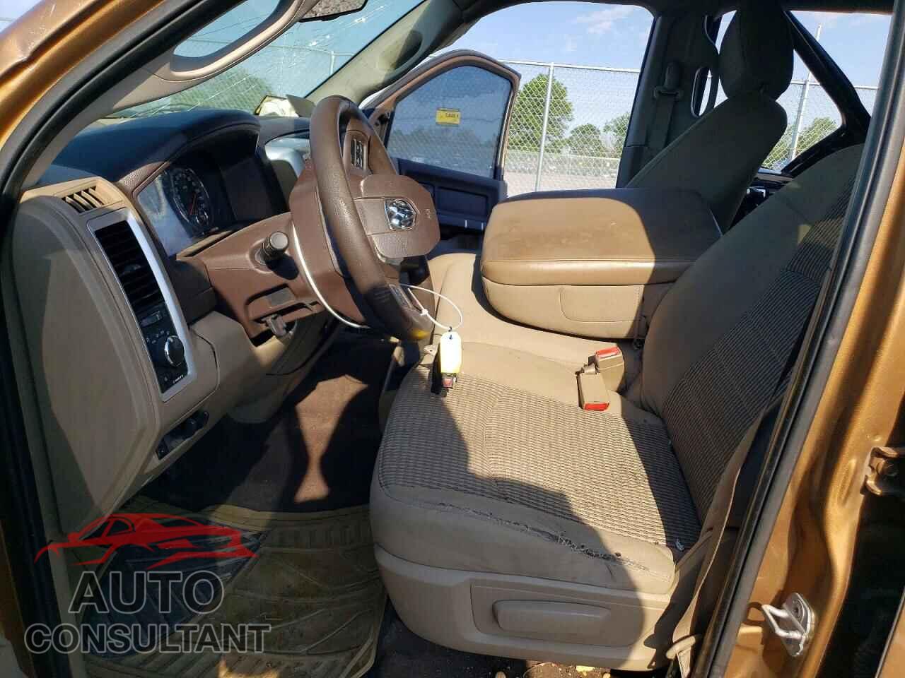 DODGE RAM 1500 2012 - 1C6RD7LT6CS142606