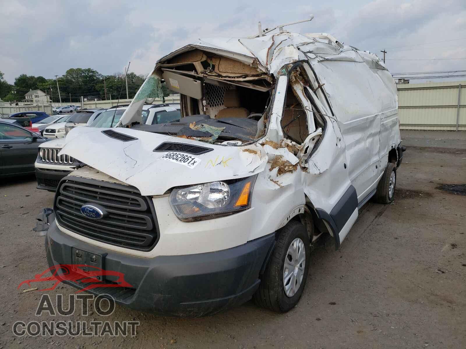 FORD TRANSIT CO 2018 - 1FTYR2CG1JKA31177