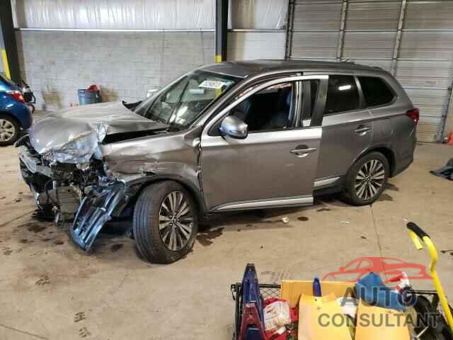MITSUBISHI OUTLANDER 2019 - JA4AD3A36KZ051403