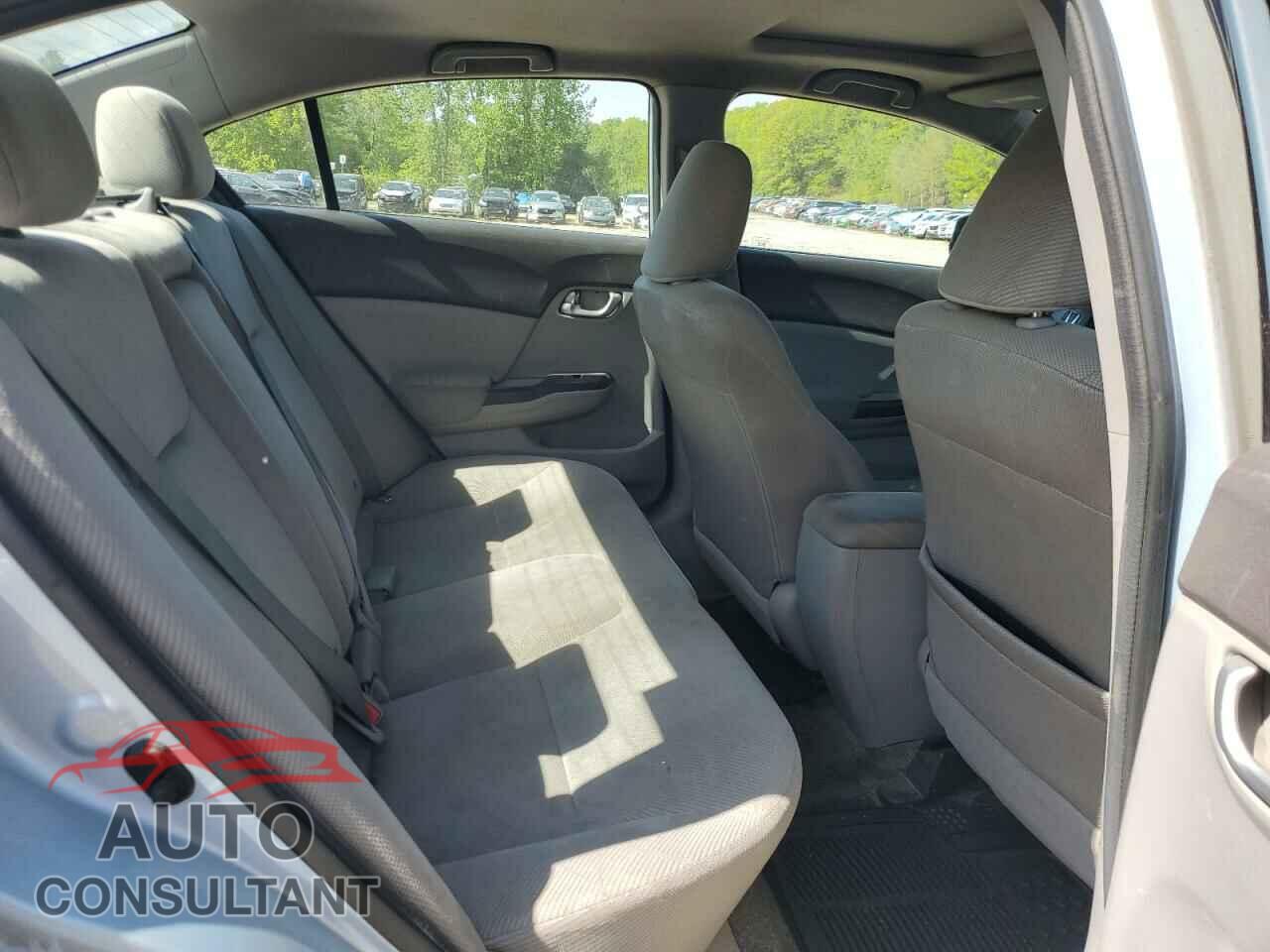 HONDA CIVIC 2012 - 2HGFB2F86CH529564