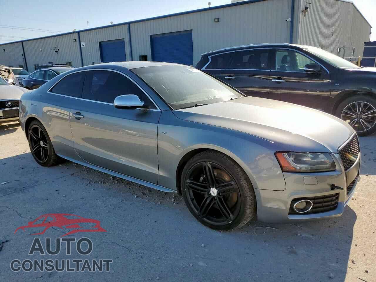 AUDI S5/RS5 2010 - WAUCVAFR5AA078437