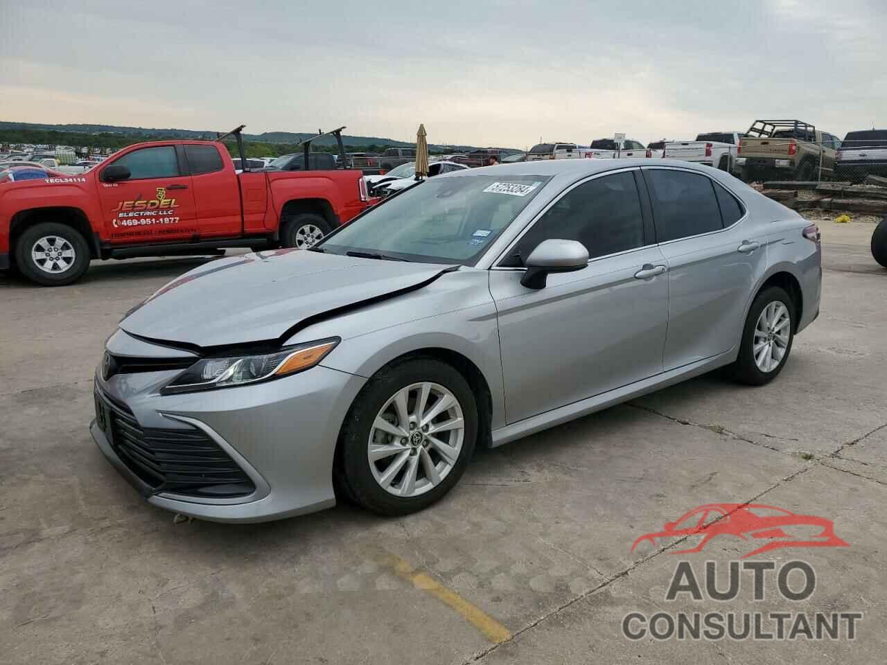 TOYOTA CAMRY 2021 - 4T1C11AK6MU579912