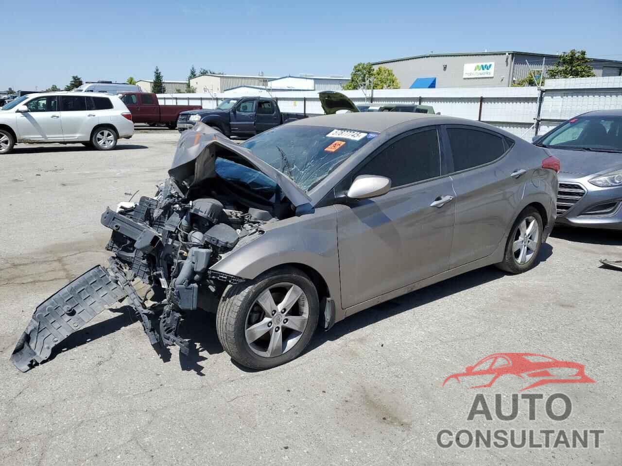 HYUNDAI ELANTRA 2013 - 5NPDH4AE0DH242694
