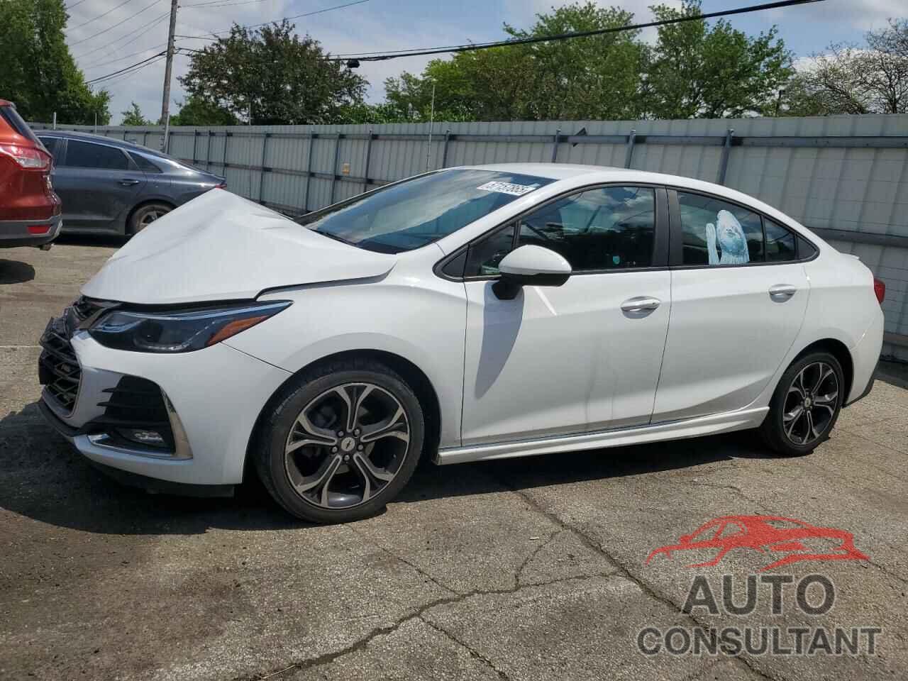 CHEVROLET CRUZE 2019 - 1G1BE5SM3K7135211
