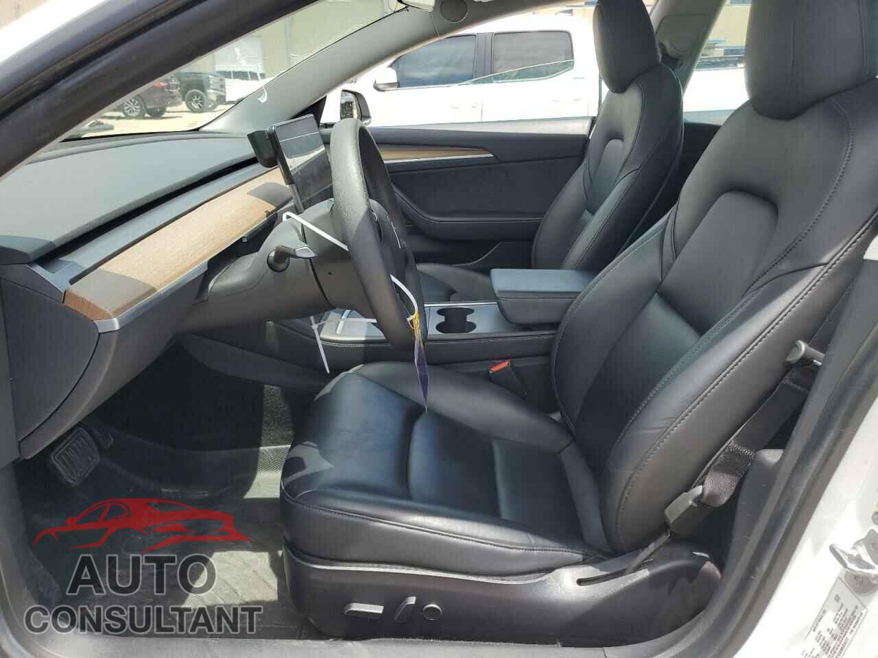 TESLA MODEL 3 2021 - 5YJ3E1EA2MF016777