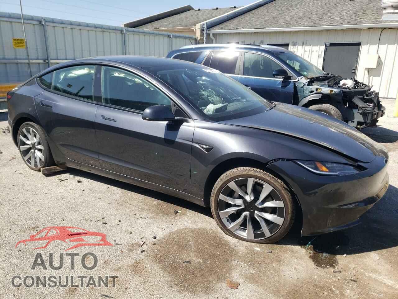 TESLA MODEL 3 2024 - 5YJ3E1EA8RF743008