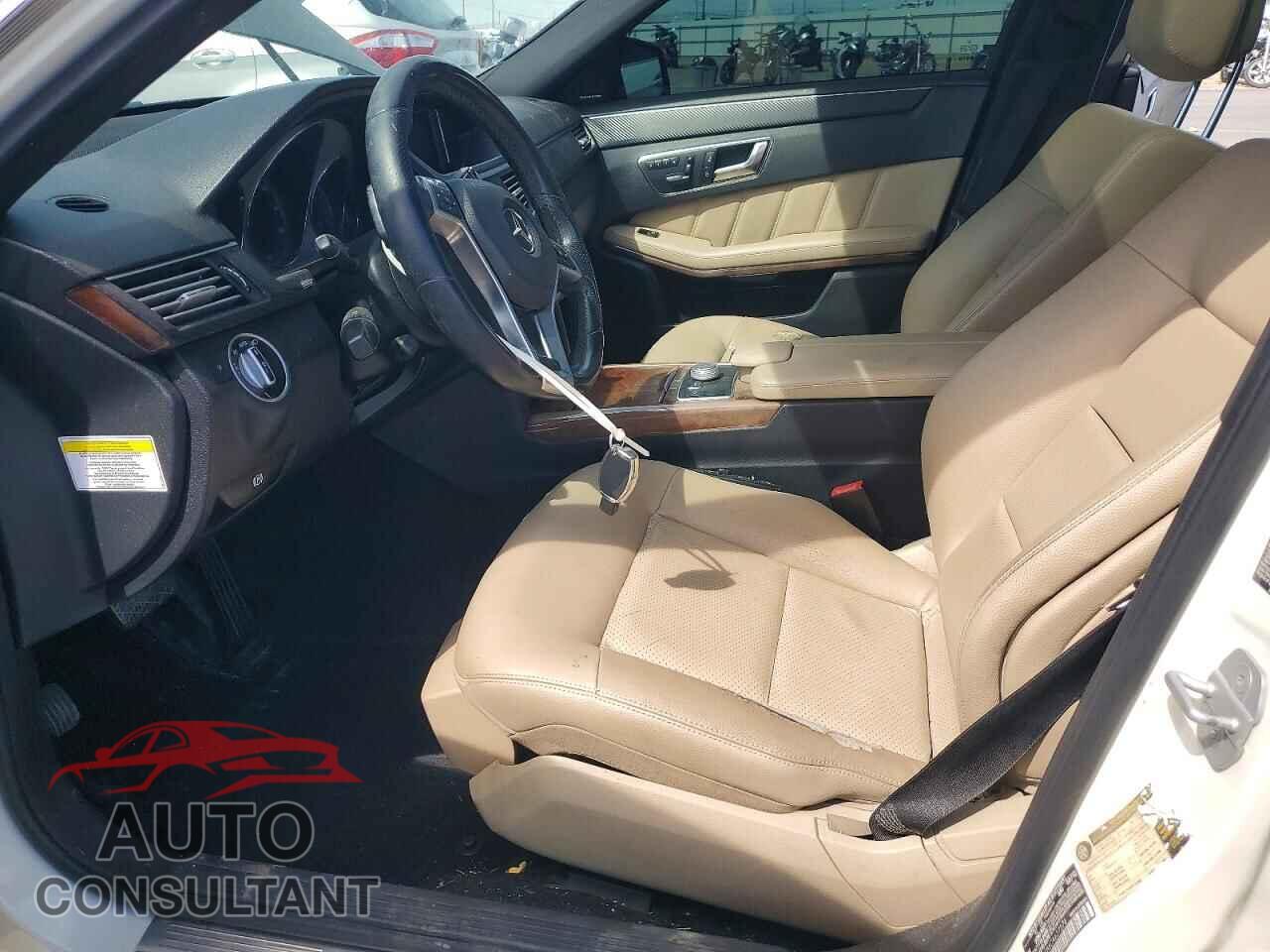 MERCEDES-BENZ E-CLASS 2012 - WDDHF5KB6CA627576